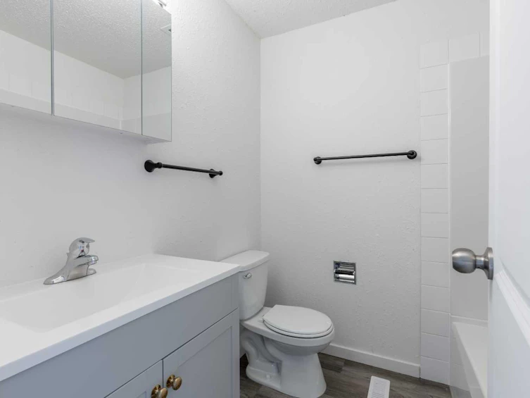 74 Carleton Place W, Lethbridge, AB, T1K 3X6 - 12