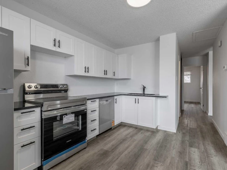 74 Carleton Place W, Lethbridge, AB, T1K 3X6 - 11