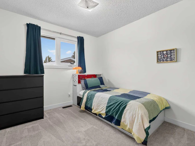 584 Woodhill Place SW, Calgary, AB, T2W 3L5 - 22