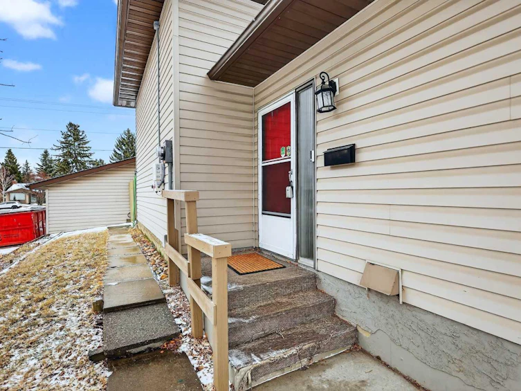 584 Woodhill Place SW, Calgary, AB, T2W 3L5 - 41