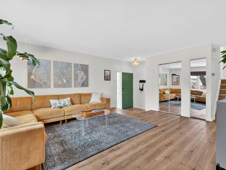 584 Woodhill Place SW, Calgary, AB, T2W 3L5 - 6