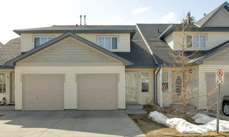 39 Country Village Circle NE