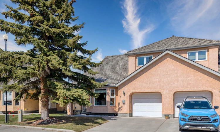 7-26 Quigley Drive