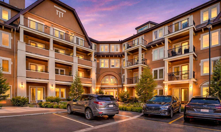 103-30 Mahogany Mews SE