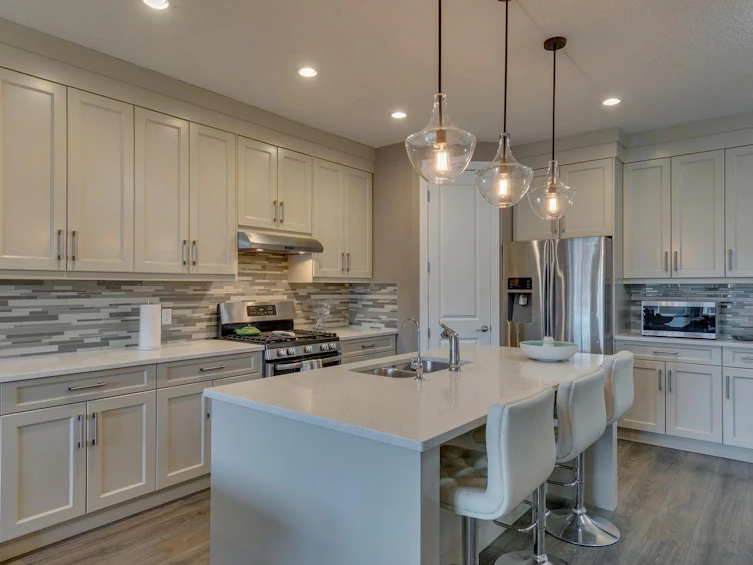 2817 16 Avenue SE, Calgary, AB, T2A 0M7 - 5