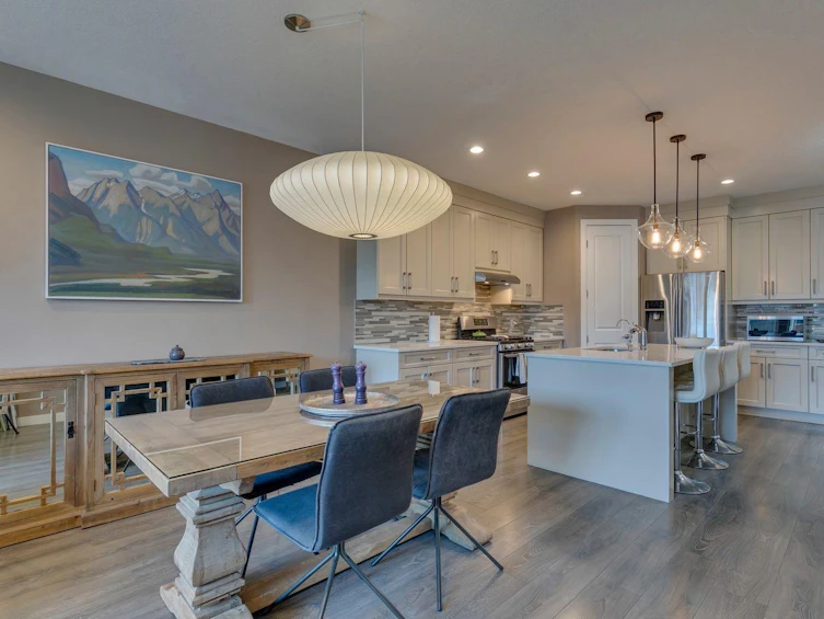 2817 16 Avenue SE, Calgary, AB, T2A 0M7 - 11