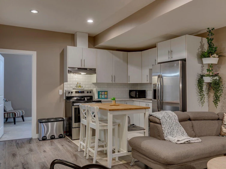 2817 16 Avenue SE, Calgary, AB, T2A 0M7 - 35