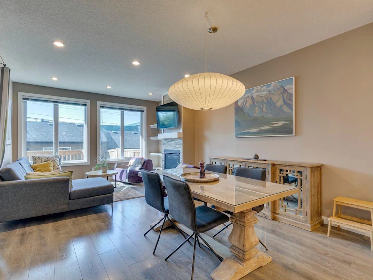 2817 16 Avenue SE, Calgary, AB, T2A 0M7 - 10