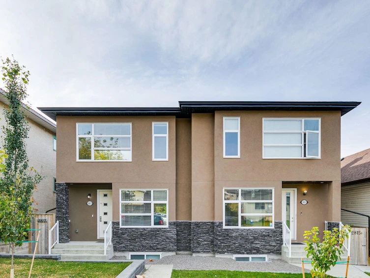2817 16 Avenue SE, Calgary, AB, T2A 0M7