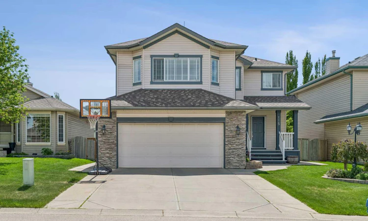 115 Cove Crescent