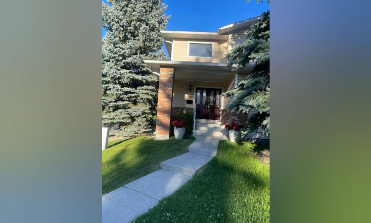 4 Cedargrove Way SW