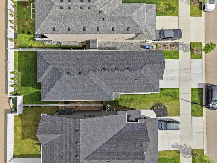 124 Emerald Drive, Red Deer, AB, T4P 3H1 - 4