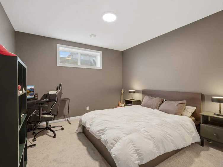 124 Emerald Drive, Red Deer, AB, T4P 3H1 - 45