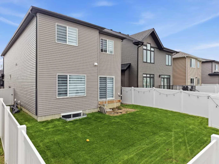 124 Emerald Drive, Red Deer, AB, T4P 3H1 - 7