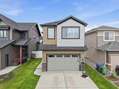 124 Emerald Drive - 2