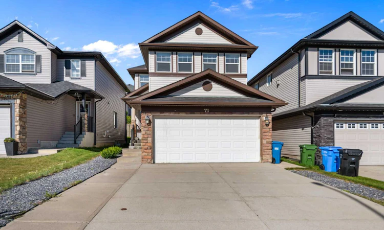 71 Kinlea Link NW