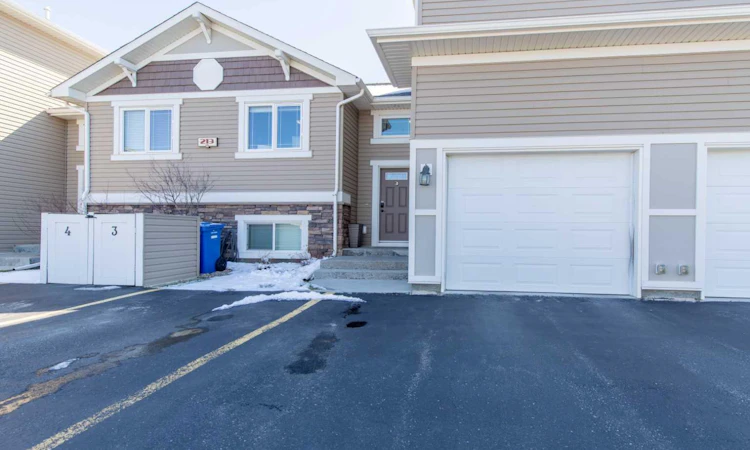3-213 Lettice Perry Road N