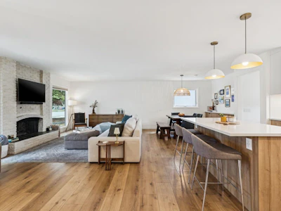 931 Parkwood Drive SE - 2