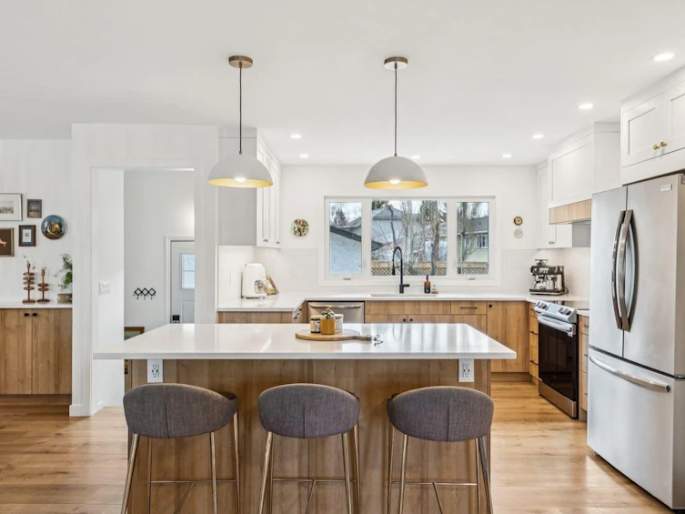 931 Parkwood Drive SE, Calgary, AB, T2J 3W9