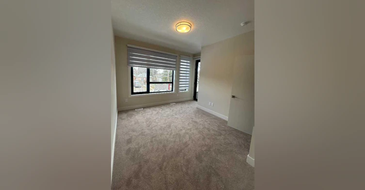 129 32 Avenue NE, Calgary, AB, T2E 2G6 - 8