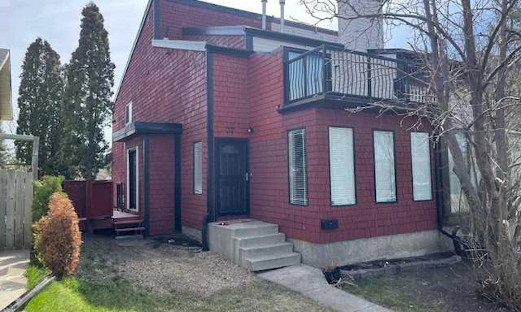 37 Ranch Glen Drive NW