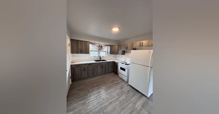 4-1814 10 Avenue S, Lethbridge, AB, T1K 0B6 - 5