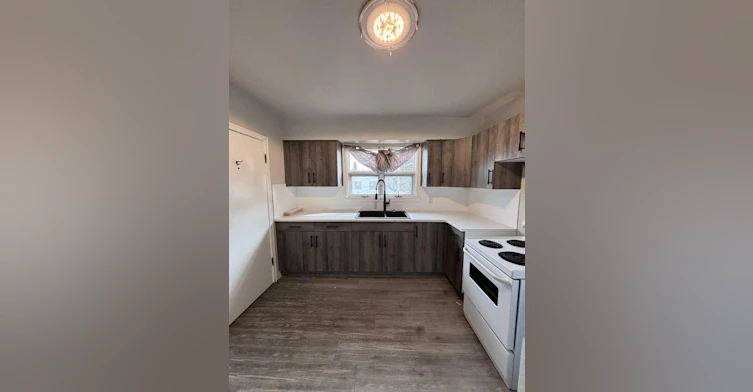 4-1814 10 Avenue S, Lethbridge, AB, T1K 0B6 - 4