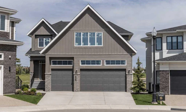 460 Discovery Place SW
