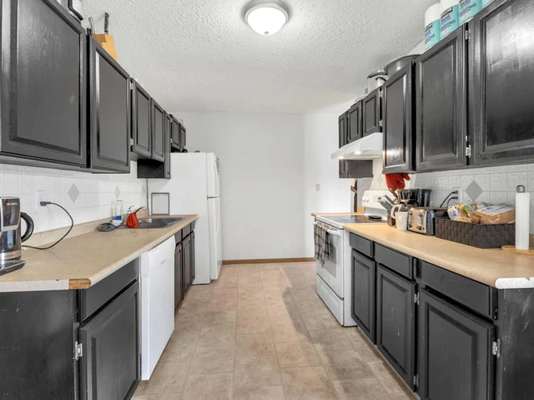 85 Northey Avenue, Red Deer, AB, T4P 2A3 - 23