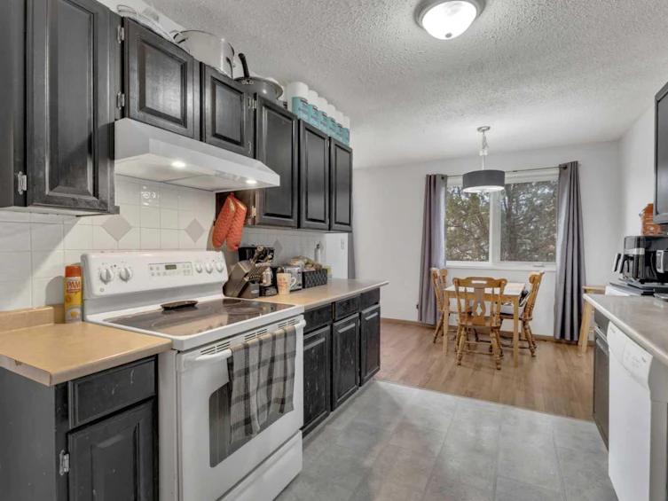 85 Northey Avenue, Red Deer, AB, T4P 2A3 - 21
