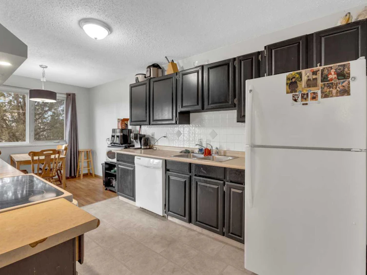 85 Northey Avenue, Red Deer, AB, T4P 2A3 - 22