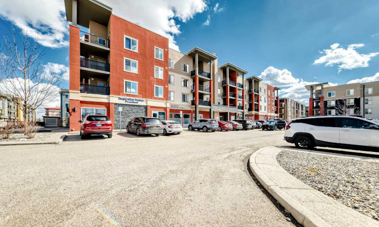 1305-403 Mackenzie Way SW
