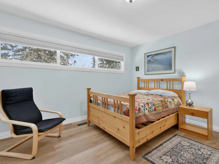 563 Regal Park NE, Calgary, AB, T2E 0S6 - 24
