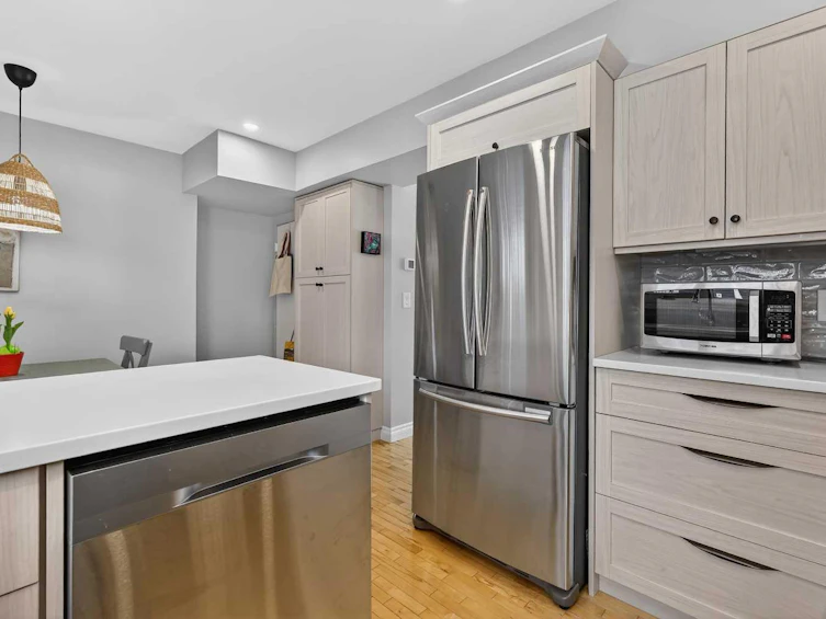 563 Regal Park NE, Calgary, AB, T2E 0S6 - 11