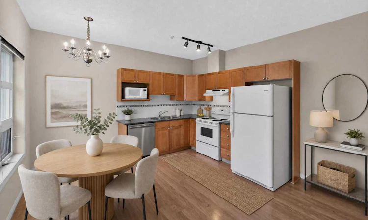 209-333 Riverfront Avenue SE