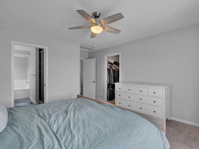 323 Marquis Court SE, Calgary, AB, T3M 1Y1 - 17