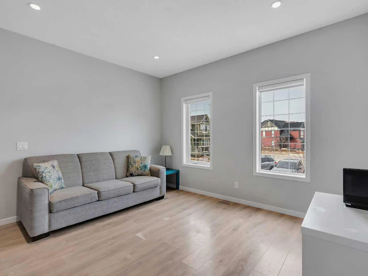 323 Marquis Court SE, Calgary, AB, T3M 1Y1 - 2