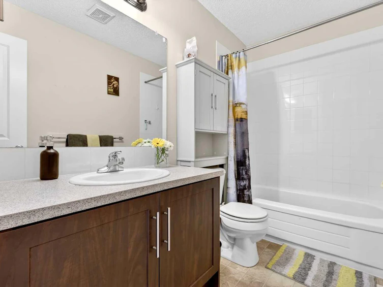230 Deerpoint Lane SE, Calgary, AB, T2J 6M7 - 18