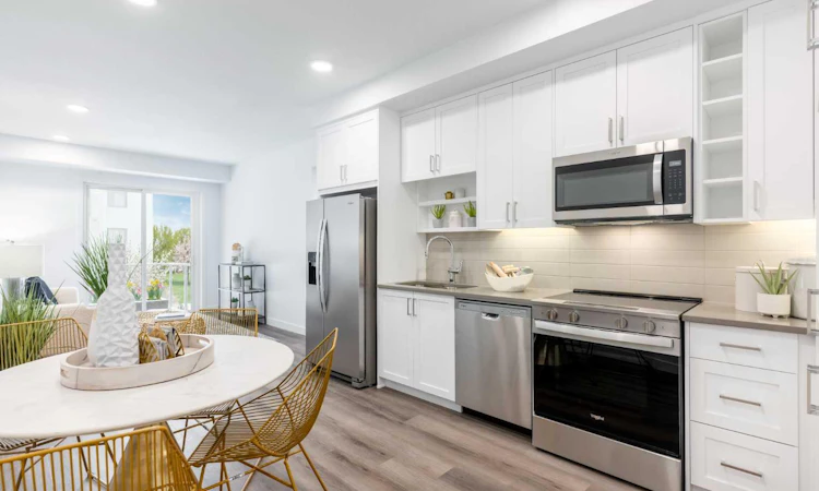 301-3107 Warren Street NW