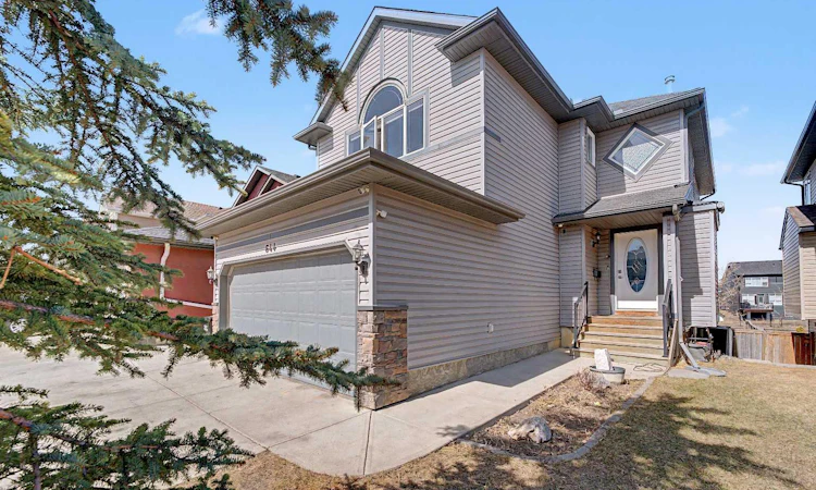 644 Luxstone Landing SW