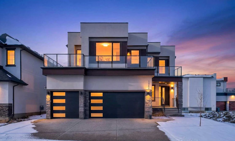 1049 Waterstone Green
