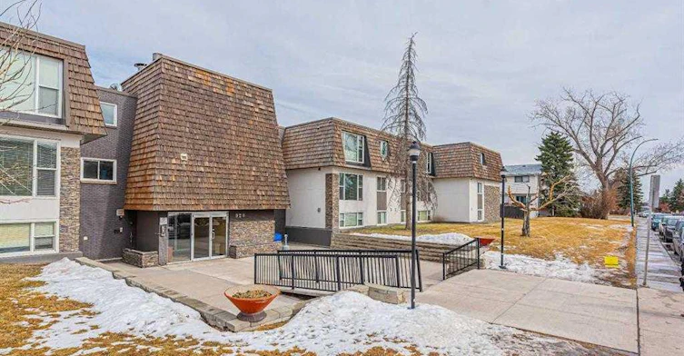 111-920 68 Avenue SW, Calgary, AB, T2V 0N6 - 4