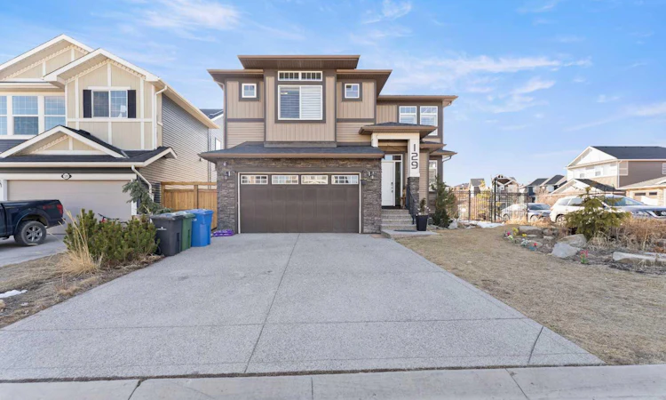 129 Kinniburgh Gardens