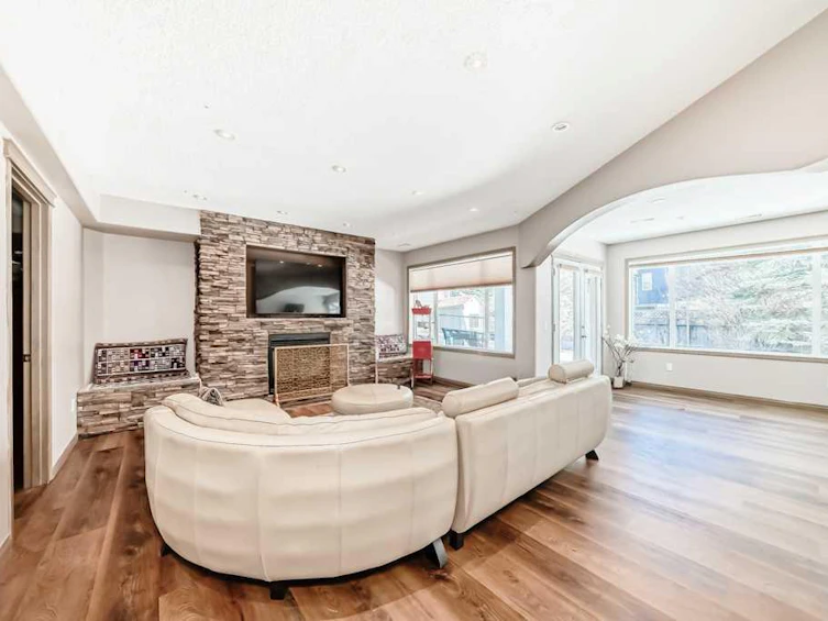 40 Cougar Ridge Heights SW, Calgary, AB, T3H 4X5 - 36