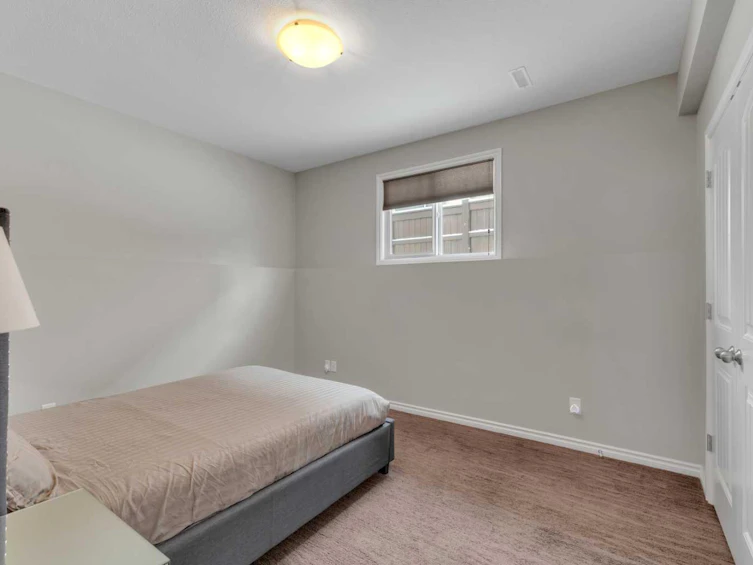 3 Elma Street, Lacombe, AB, T4L 2M3 - 27