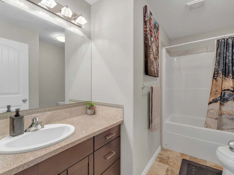 3 Elma Street, Lacombe, AB, T4L 2M3 - 26