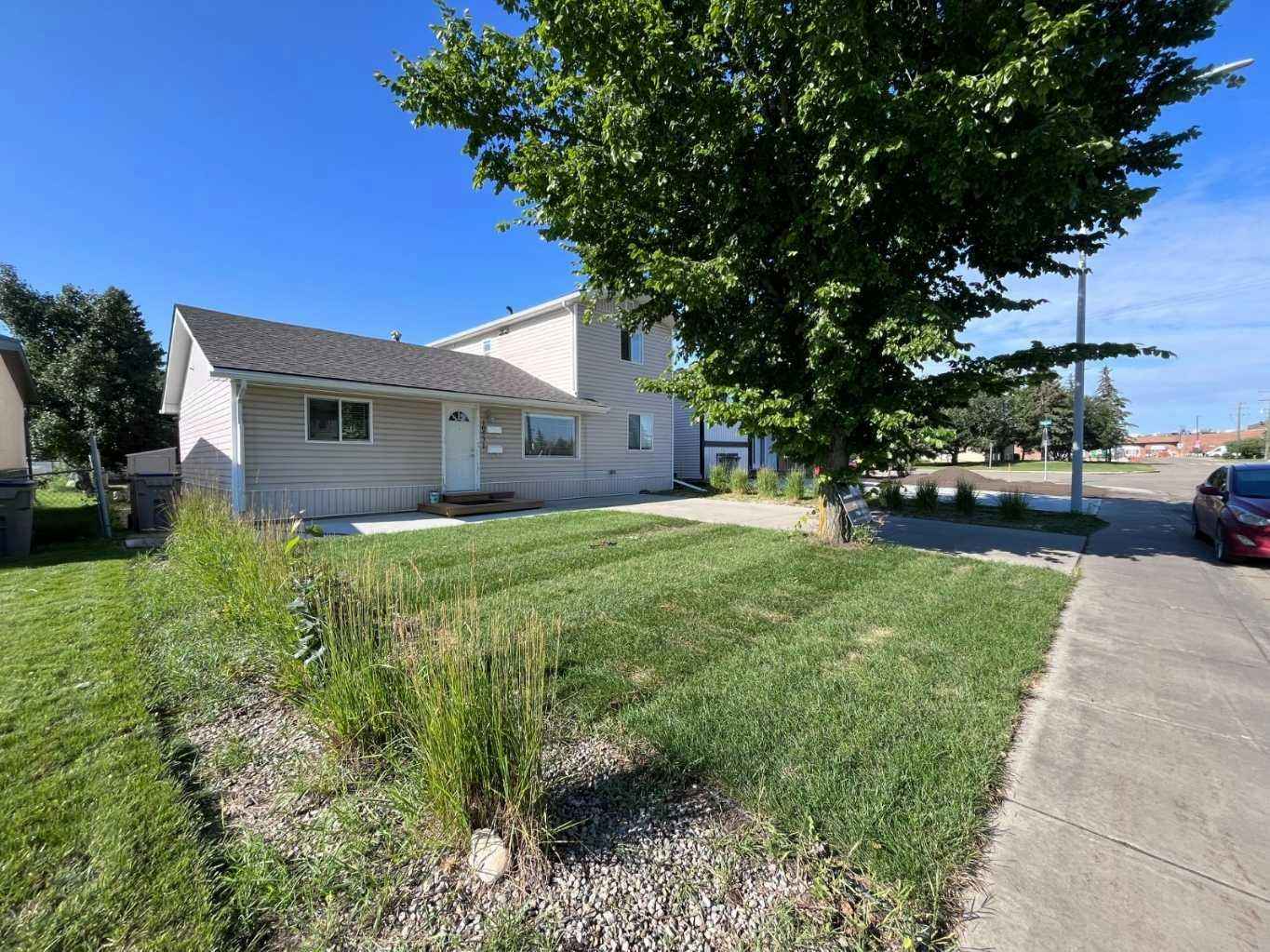 10531 104 Avenue, Grande Prairie, AB, T8V 1G2