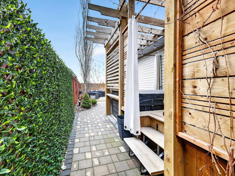 60 Inverness Drive SE, Calgary, AB, T2Z 3E4 - 41