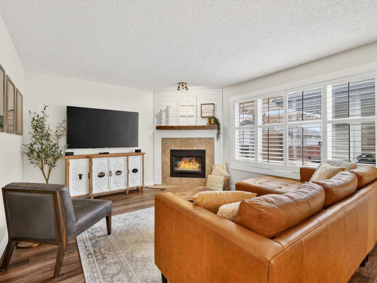 60 Inverness Drive SE, Calgary, AB, T2Z 3E4 - 7