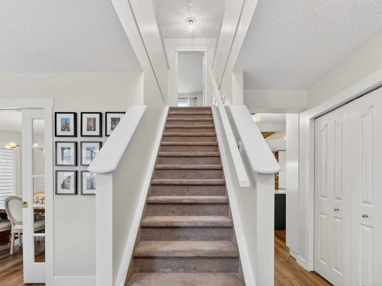 60 Inverness Drive SE, Calgary, AB, T2Z 3E4 - 25